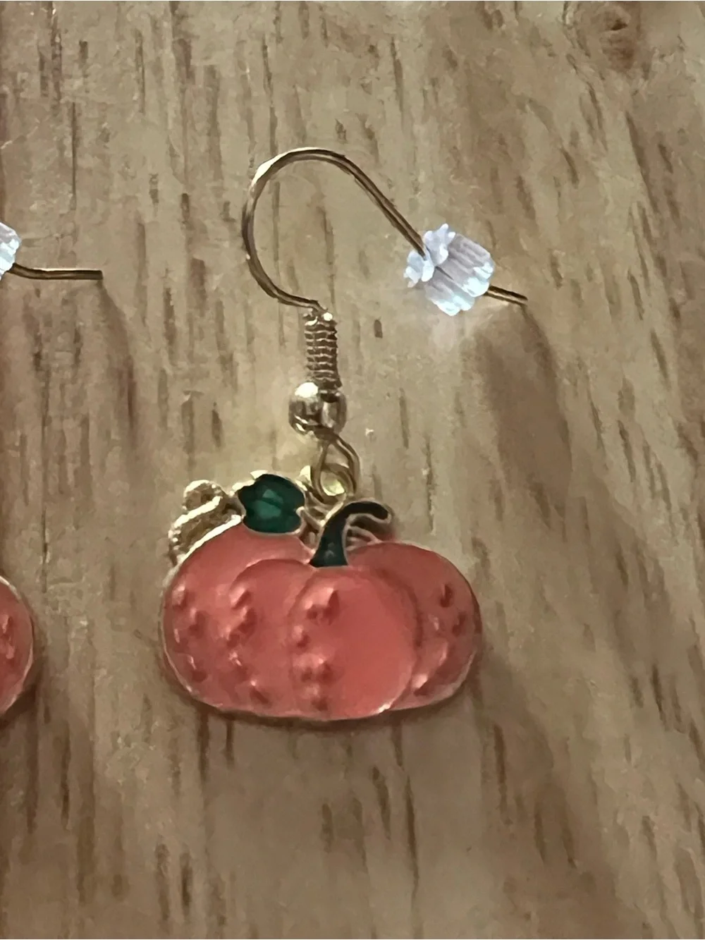 Gold-Tone Orange Pumpkin Drop Earrings - Unbranded 1/2” E206